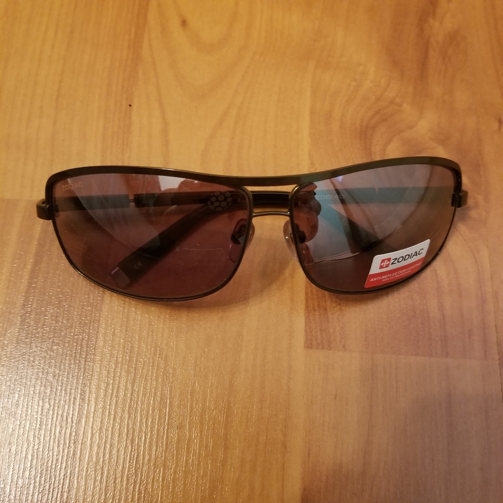 Zodiac sunglasses NWOT